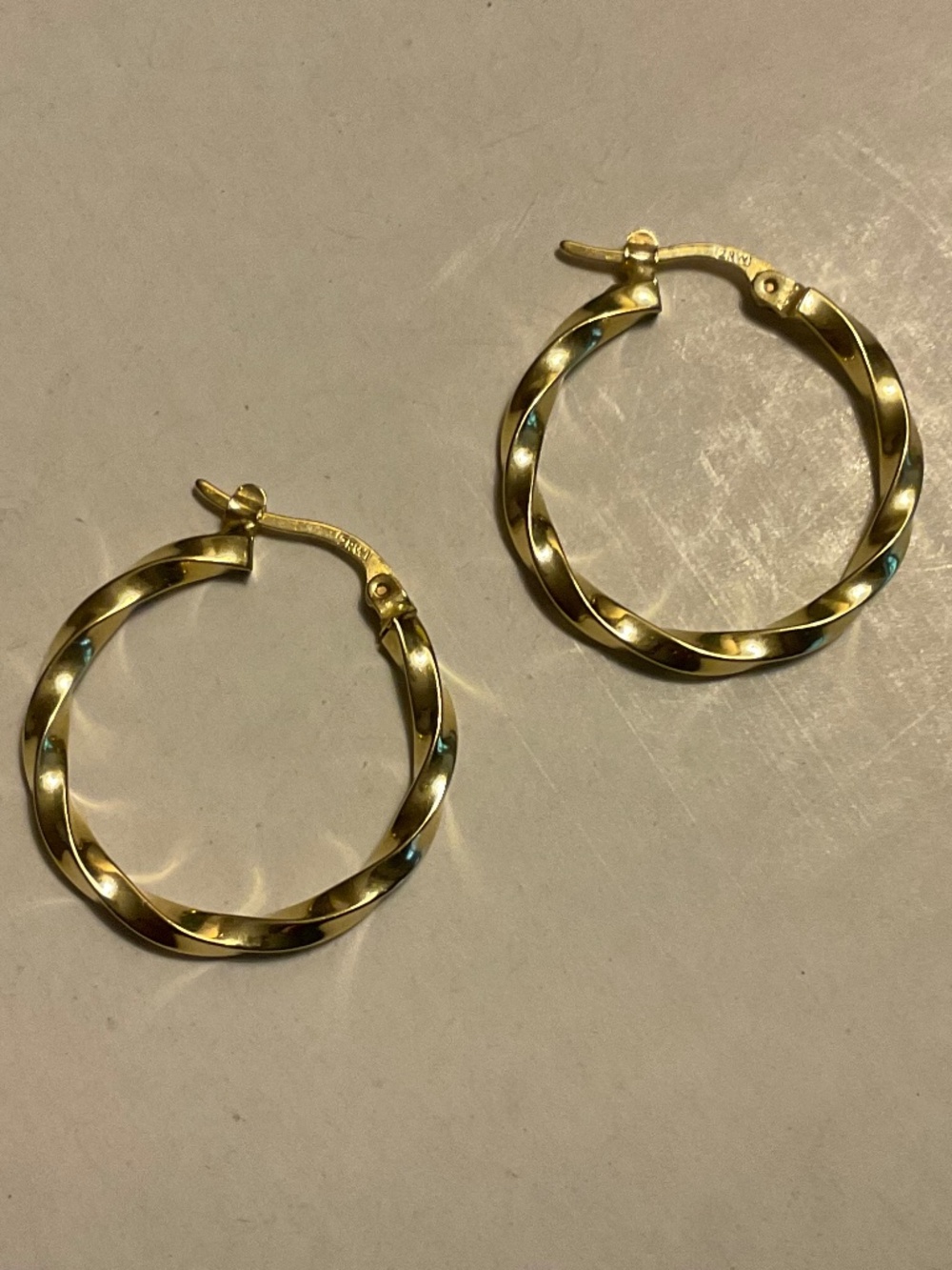 Solid 14K Gold Twisted Hoop Earrings Italy - Picture 4 of 12
